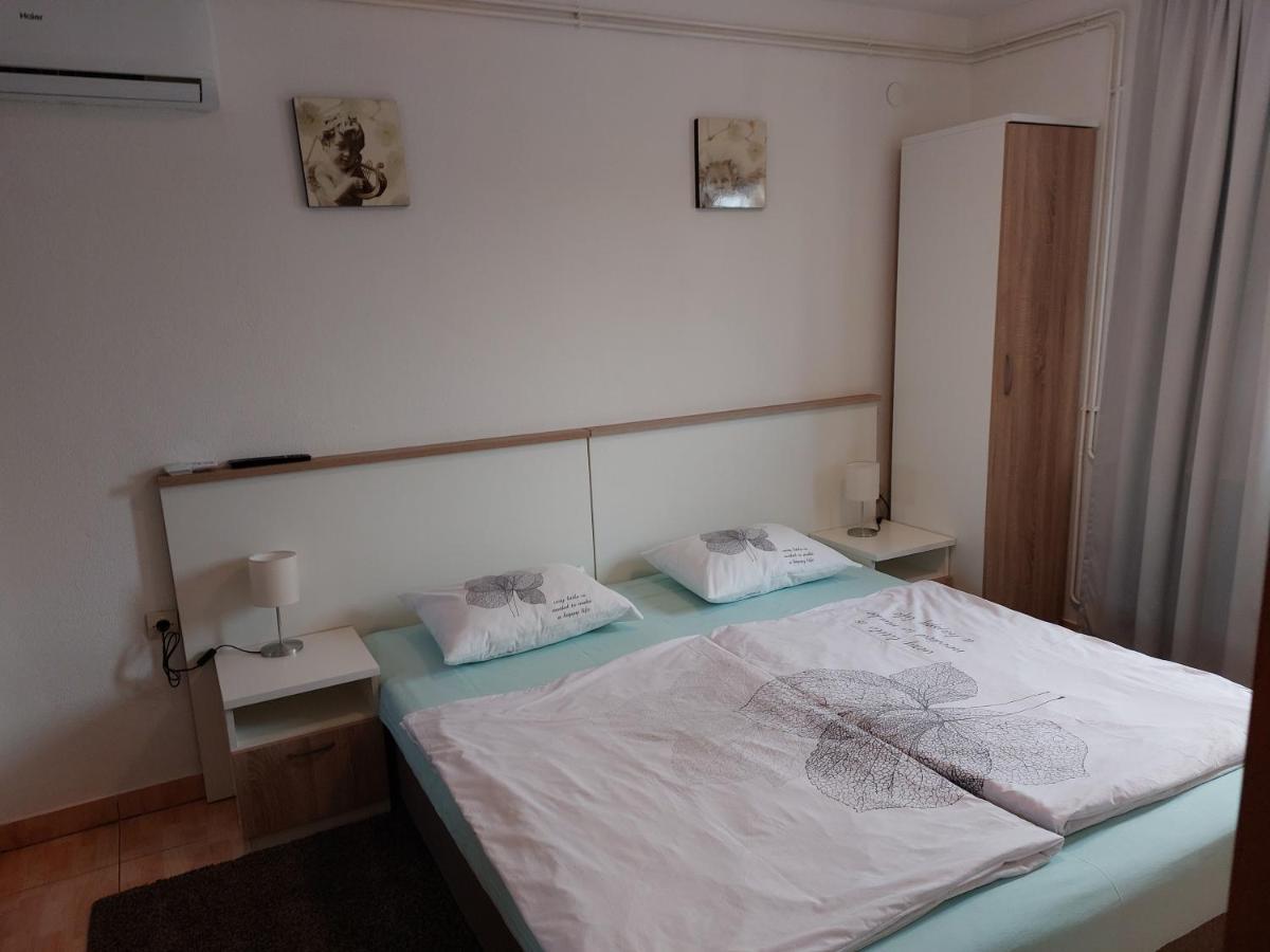 Apartment Karlovac Bagian luar foto