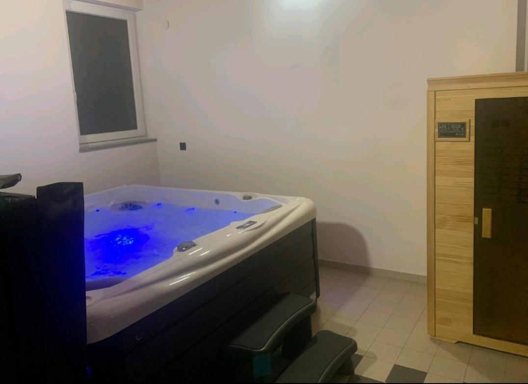 Apartment Karlovac Bagian luar foto