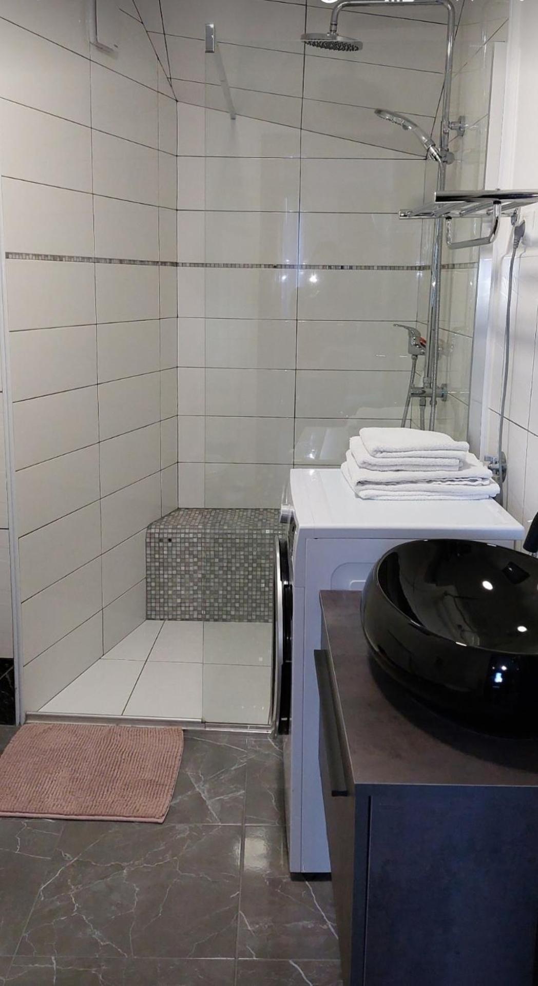 Apartment Karlovac Bagian luar foto